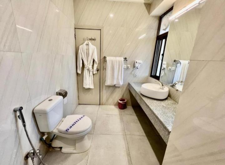 Shelton Suites Bhurban Exterior photo